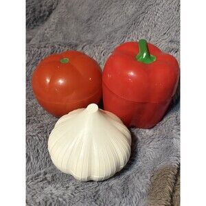 Vintage Hutzler Classic Vegetables Food Savers, set of 3 Garlic Tomato Pepper